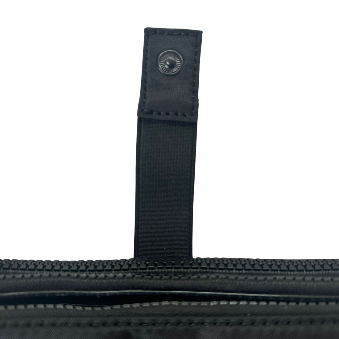 Knick Knack Max Bag in Timeless Black