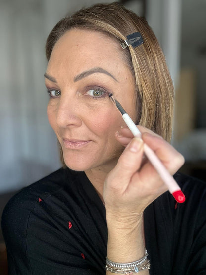 Under Eye Smudge Brush