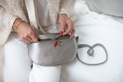 Sorrento City Bag in Pewter - With leather strap