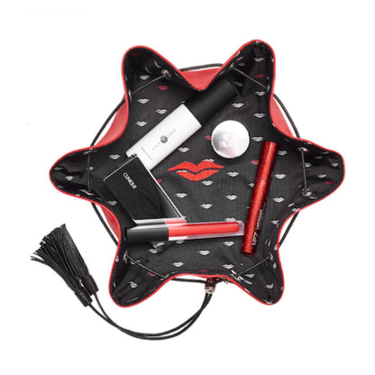 Makeup bag that opens flat