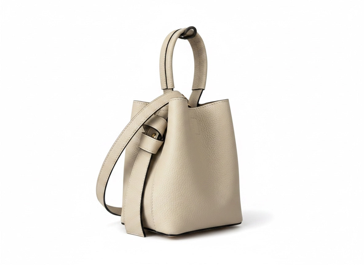 Bucket Bow Bag in Cream Leather