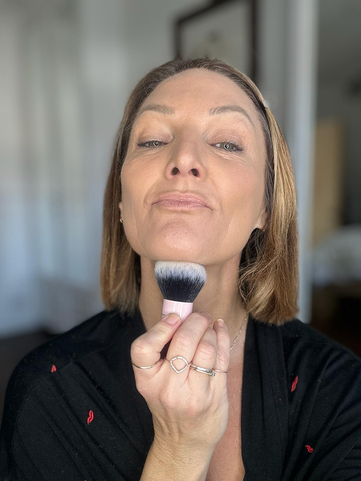 Vegan-friendly kabuki brush