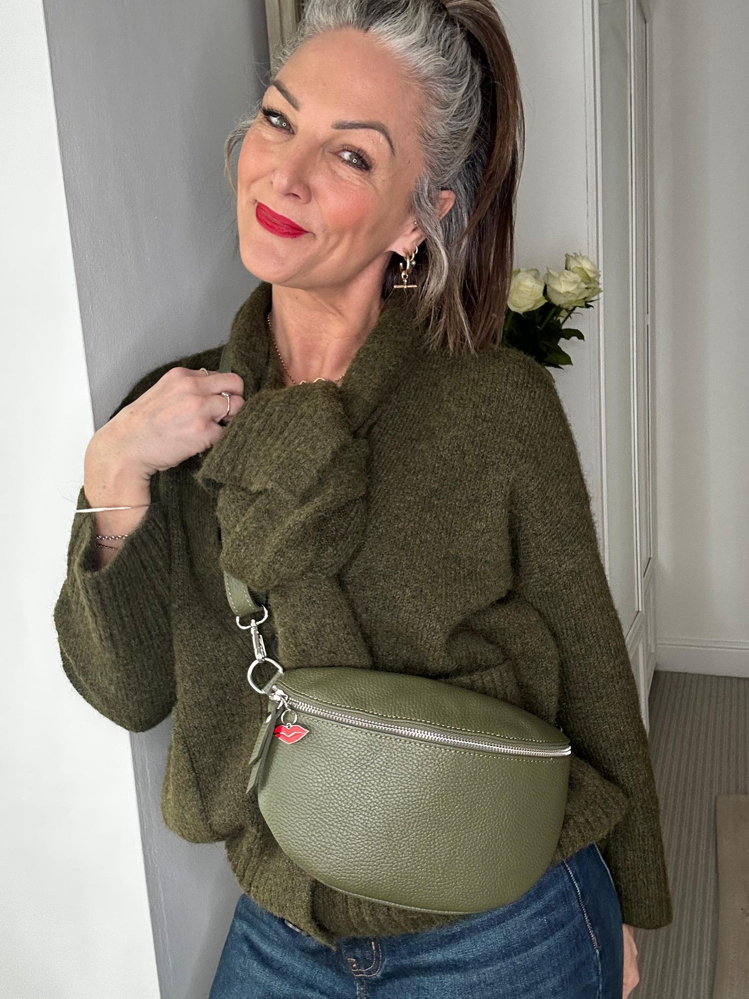 Seville City Bag in Olive Green - with leather strap