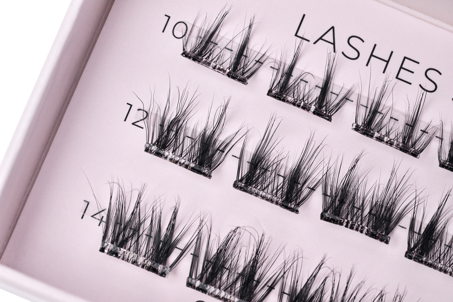 Easylash Feathered. Pre-glued, mixed length, under lashes