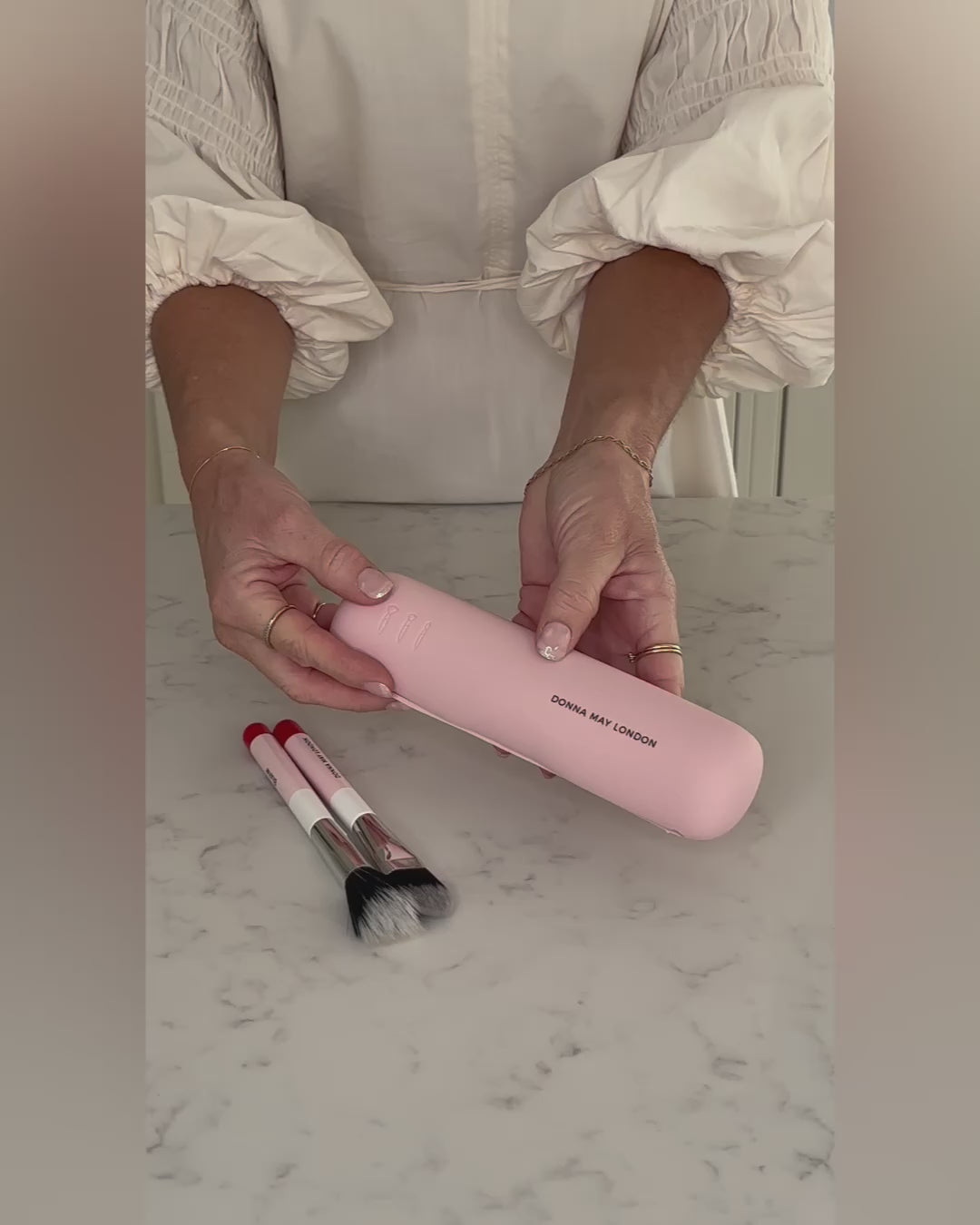 Silicone Makeup Brush Tidy in Soft Pink